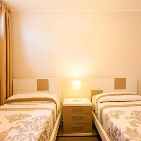 1 Bedroom Apartment For 4 People In Tenerife Адехе Экстерьер фото
